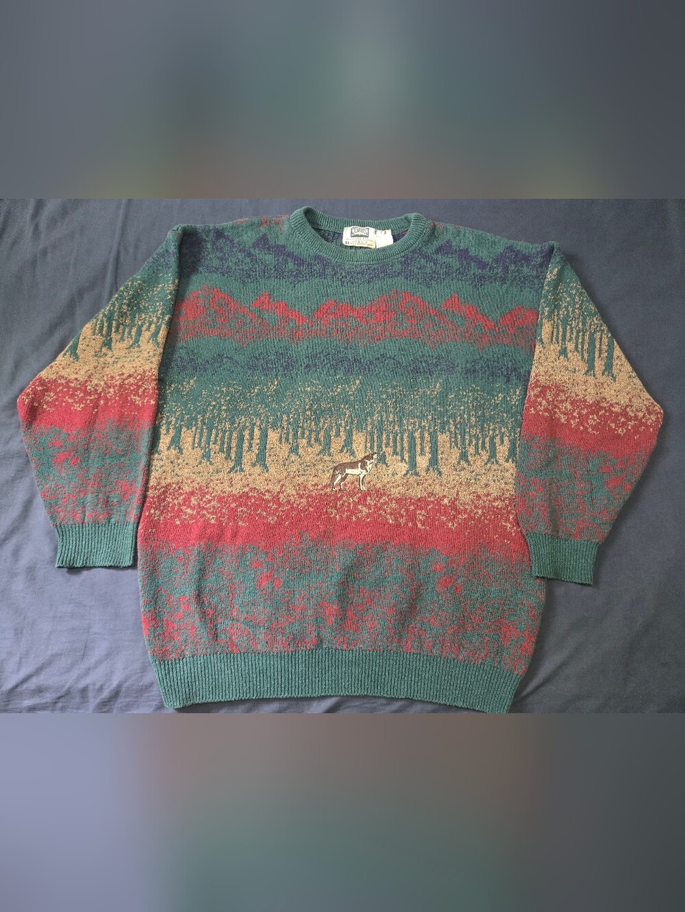 Vintage Northern Elements Forest & Wolf Knit Sweater in Green, Red, Tan